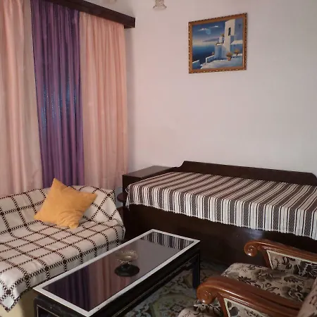 Three-bedroom At Dasiou 11 Apartment *